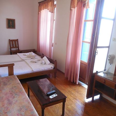 Adonis Rooms Скопелос Экстерьер фото