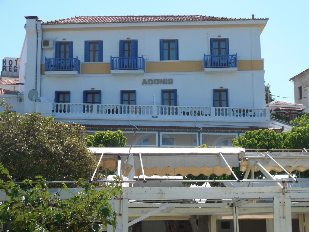 Adonis Rooms Скопелос Экстерьер фото